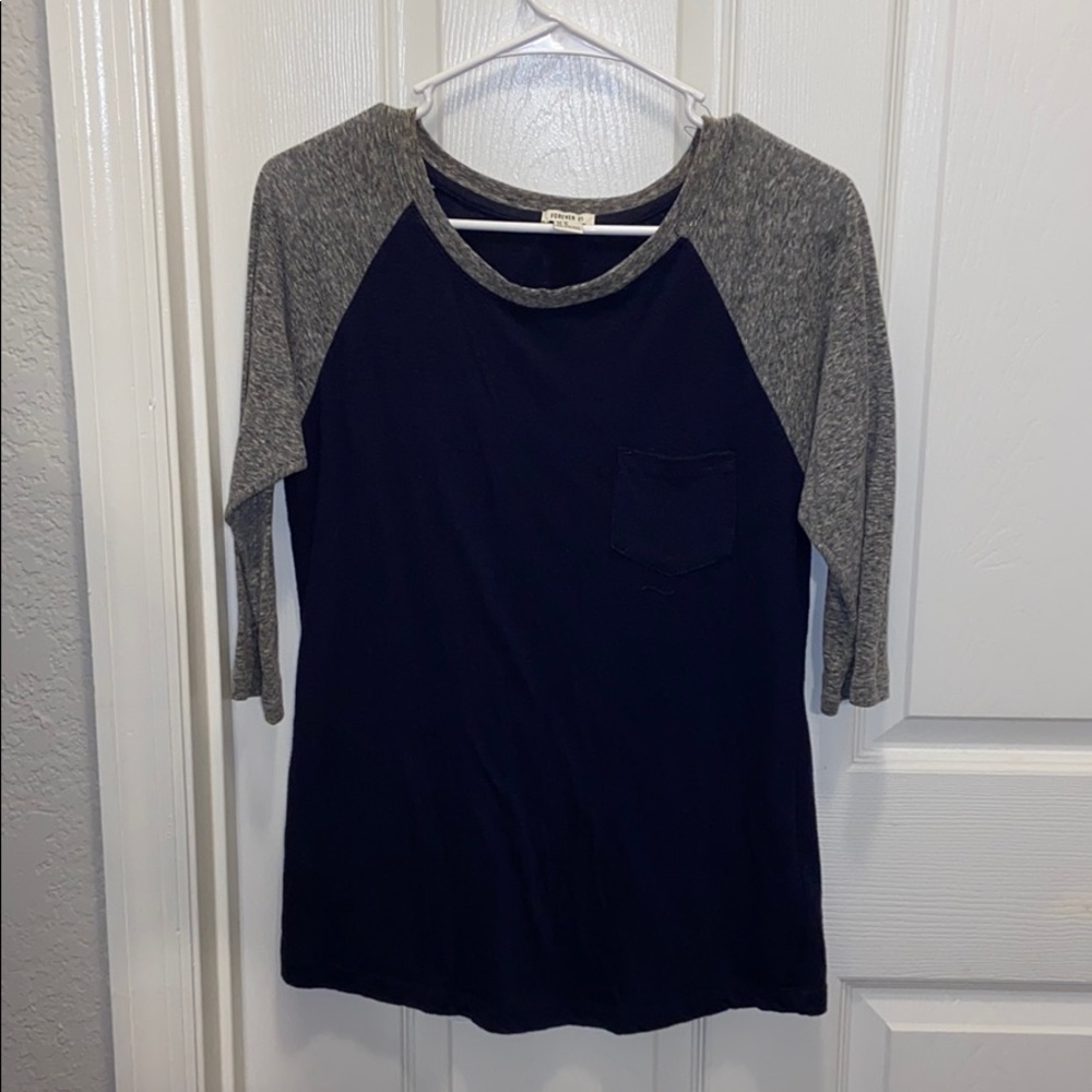 Baseball tee